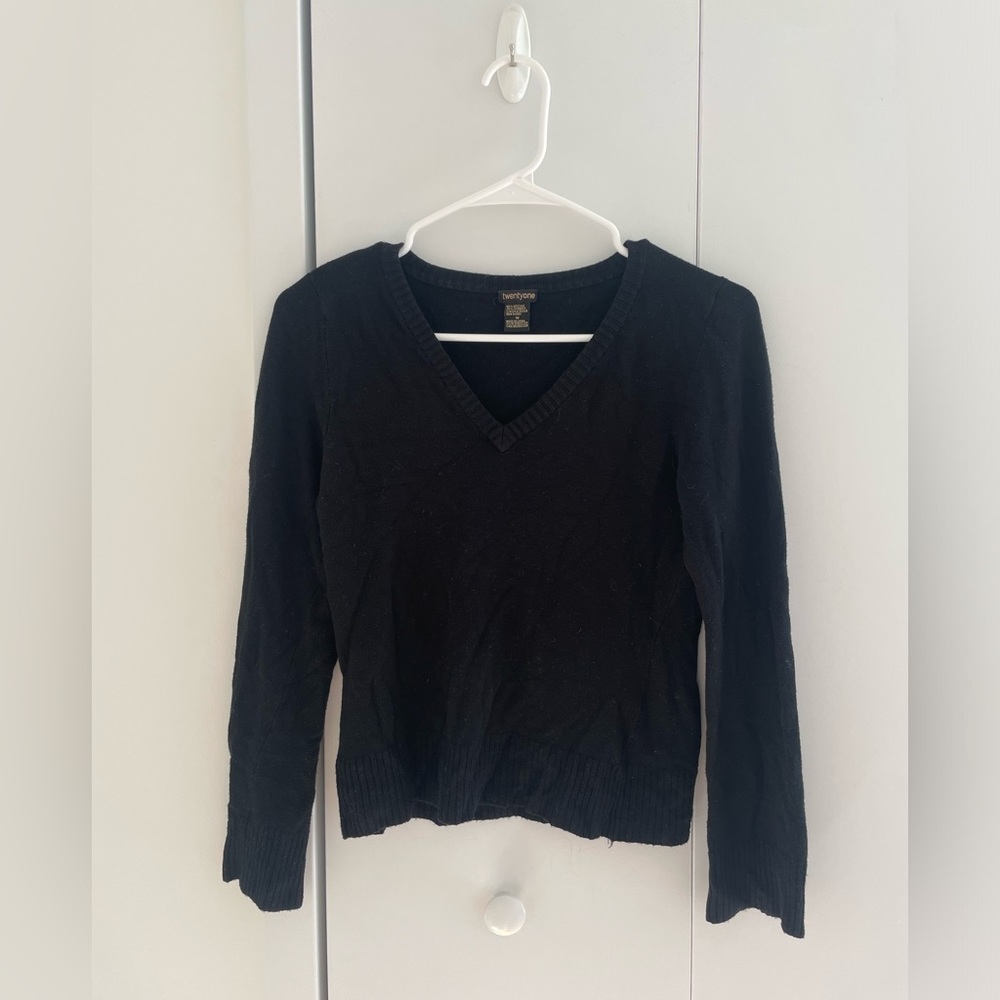 Vintage Forever 21 V-neck Sweater